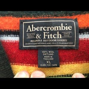 Men’s LS Abercrombie sweater